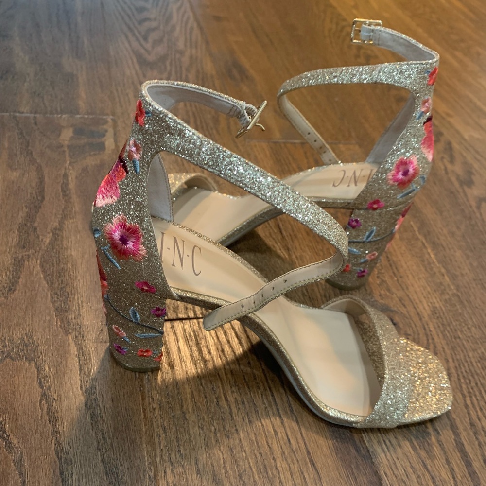 Gold embroidered block heels